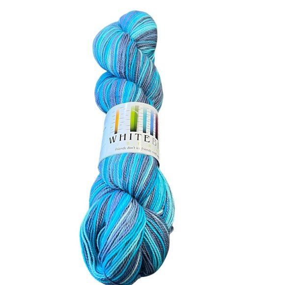 White Birch Fiber Arts Men Love Beaches Yarn 80% Superwash Merino 20% Nylon - Picture 1 of 3